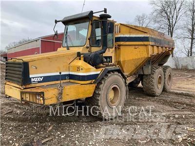 Moxy MT30 Dumper - Knickgelenk