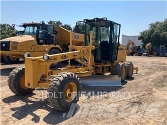 Noram 65E Grader