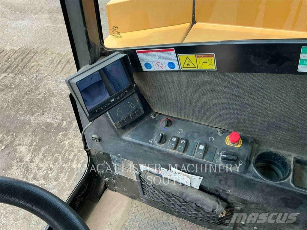 Prinoth T14R Dumper - Knickgelenk