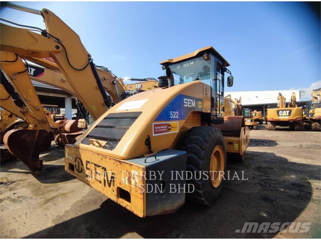 SEM MACHINERY SEM 522 Erdbauwalzen