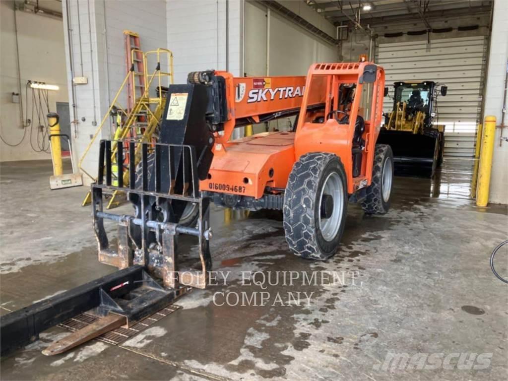 SkyTrak 6042O Teleskoplader