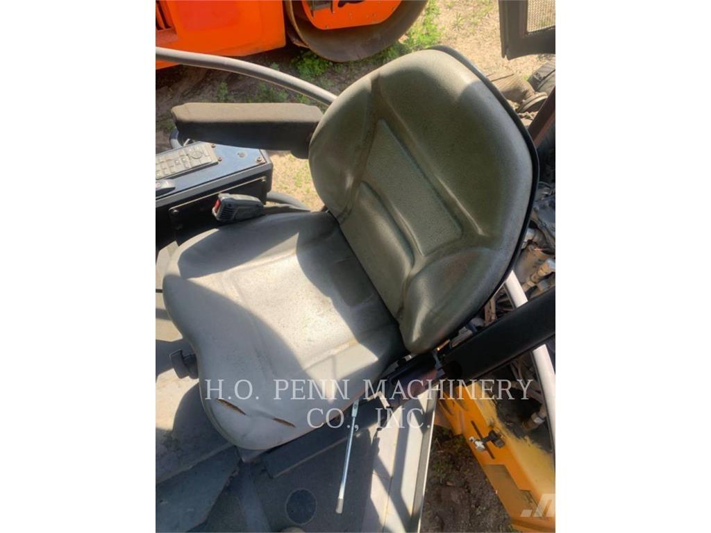 Volvo D110B Erdbauwalzen