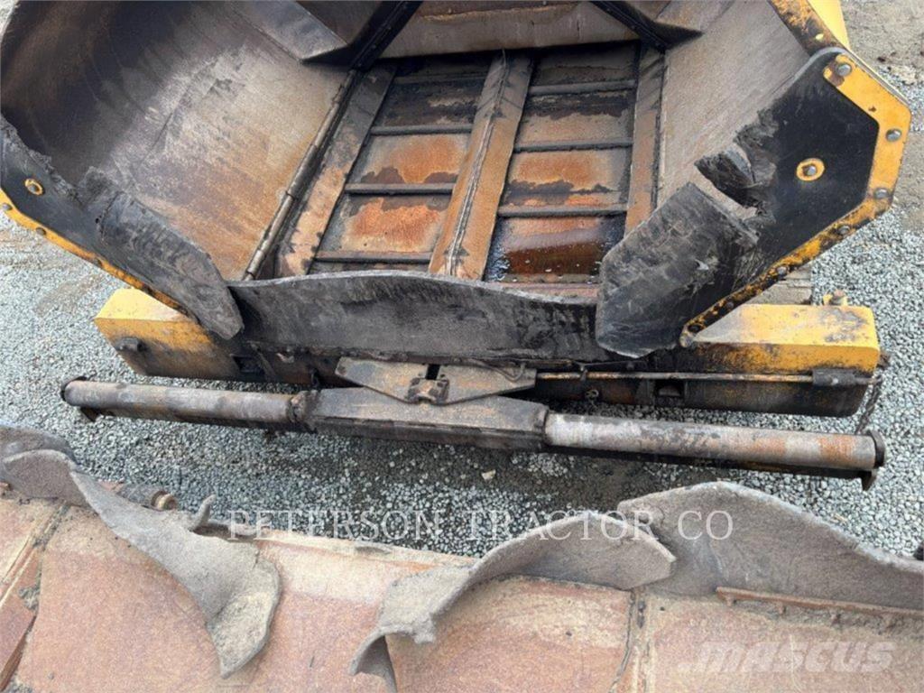 Weiler P385A Strassenfertiger