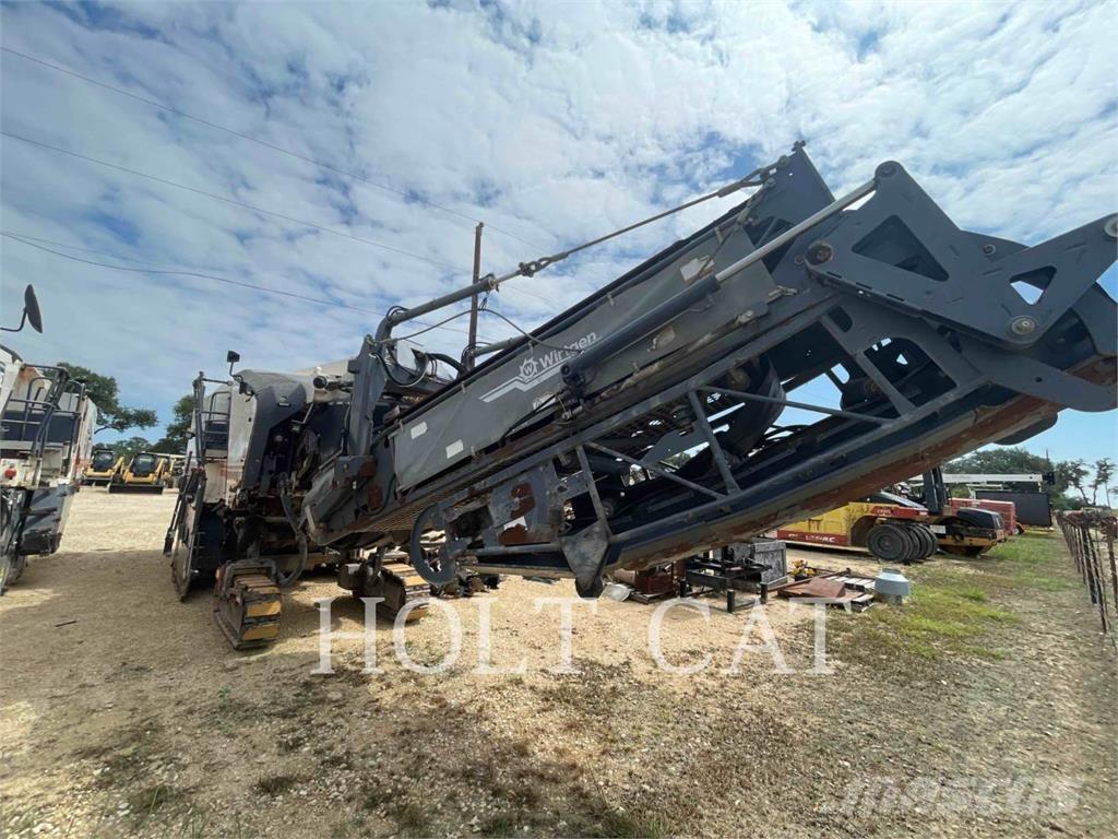 Wirtgen W210I Asphaltfräsen