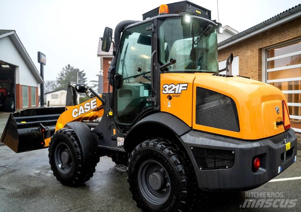 CASE 321 F Radlader