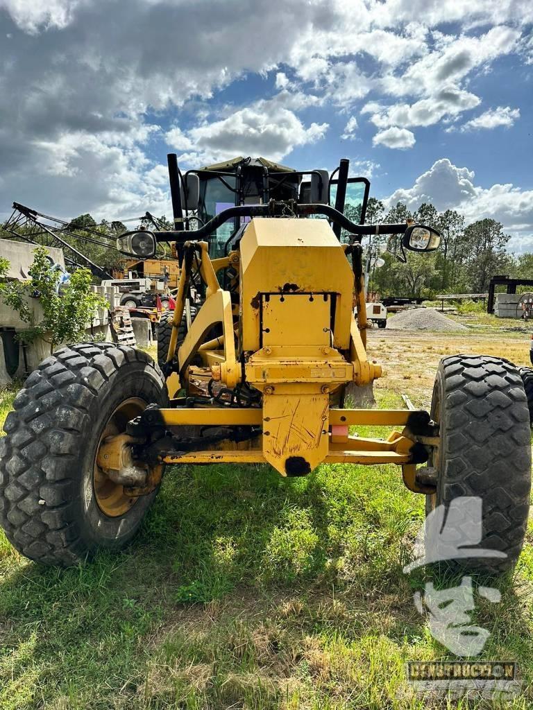 CAT 12 M Grader