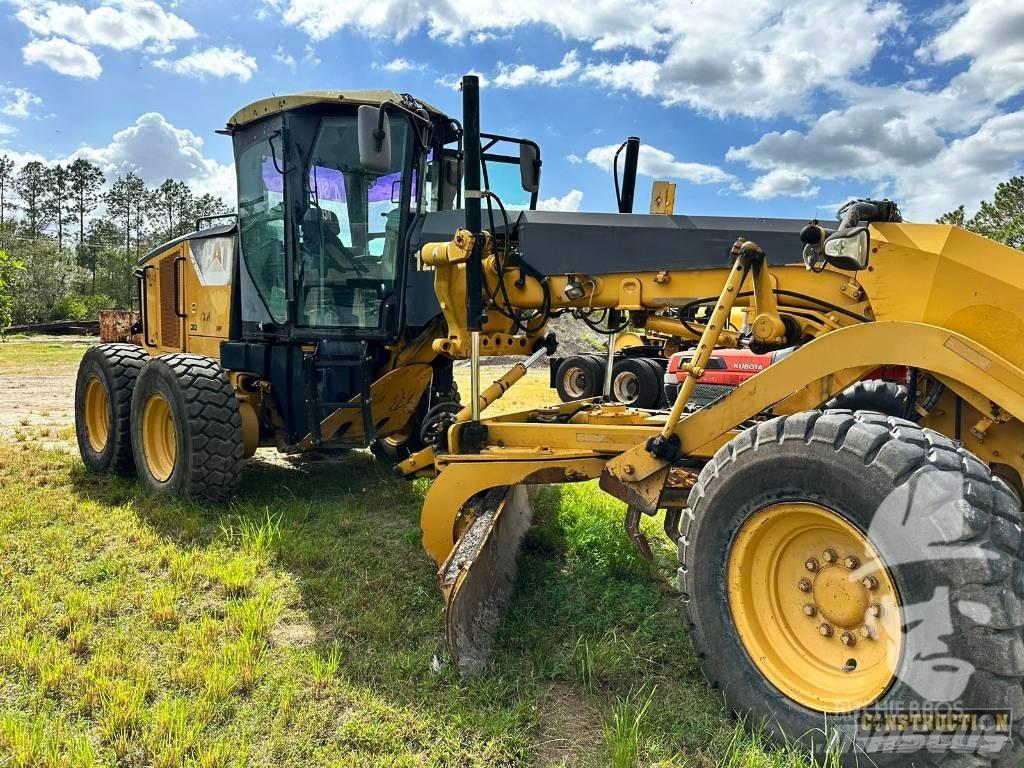 CAT 12 M Grader