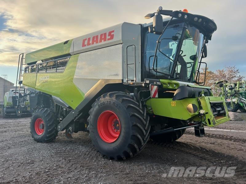 CLAAS LEXION 5400 Mähdrescher