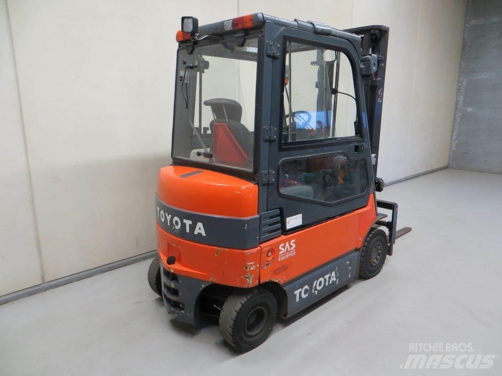 Toyota 7FBMF20 Elektro Stapler