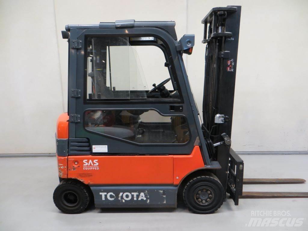 Toyota 7FBMF20 Elektro Stapler