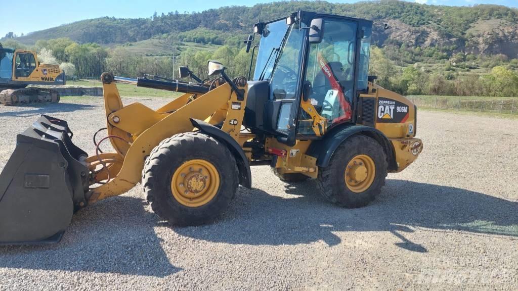CAT 906 Radlader