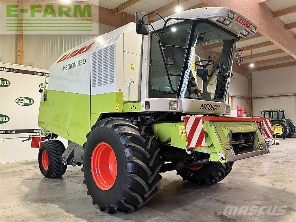 CLAAS medion 330 Mähdrescher