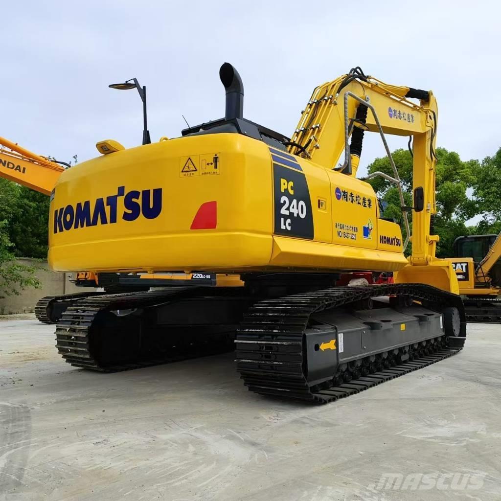 Komatsu PC 240 LC-8 Raupenbagger
