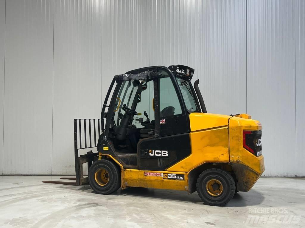 JCB TLT35-23D-2WD Diesel Stapler