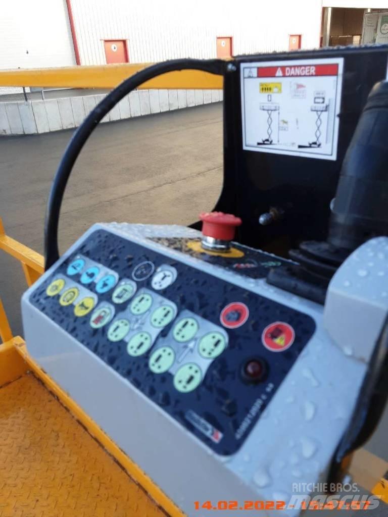 Haulotte H 15 SX Scheren-Arbeitsbühnen