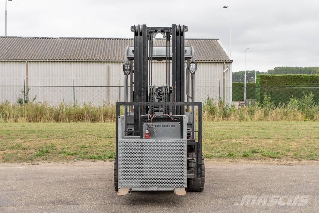 Manitou ME 435 Elektro Stapler