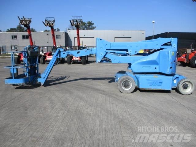 JLG E 400 AJP (848) Gelenkteleskoparbeitsbühnen
