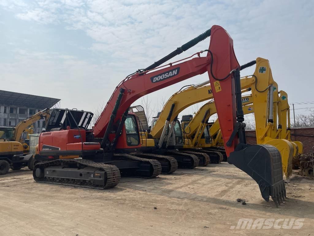 Doosan DX 300 Raupenbagger