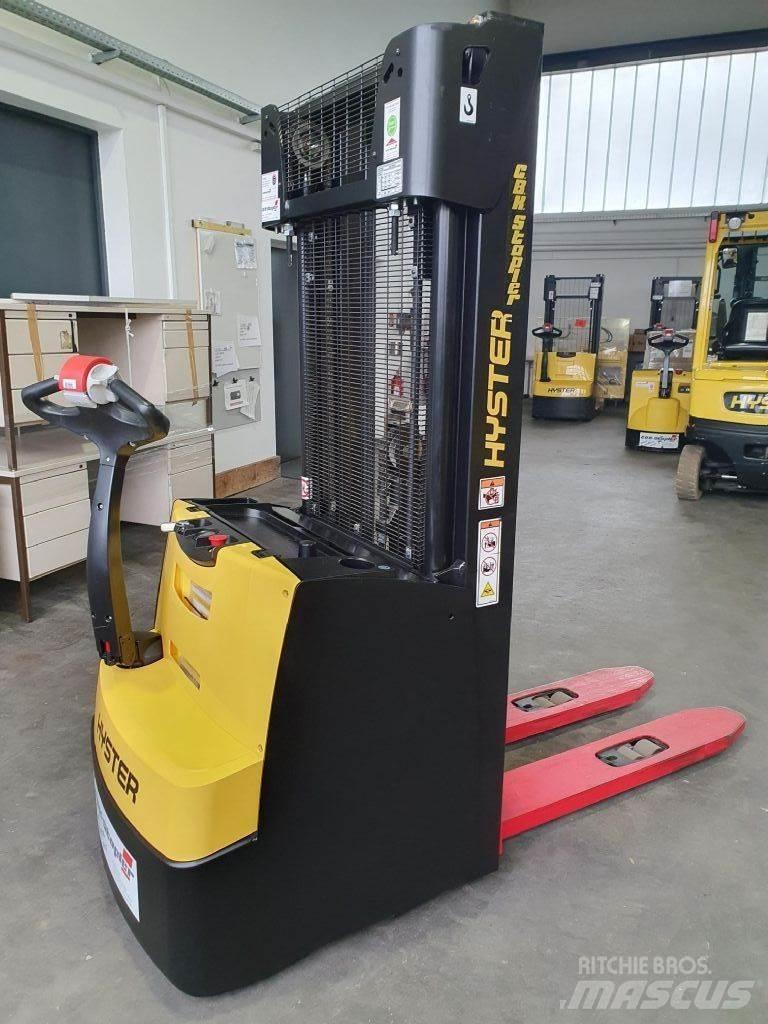 Hyster S 1.4 Deichselstapler