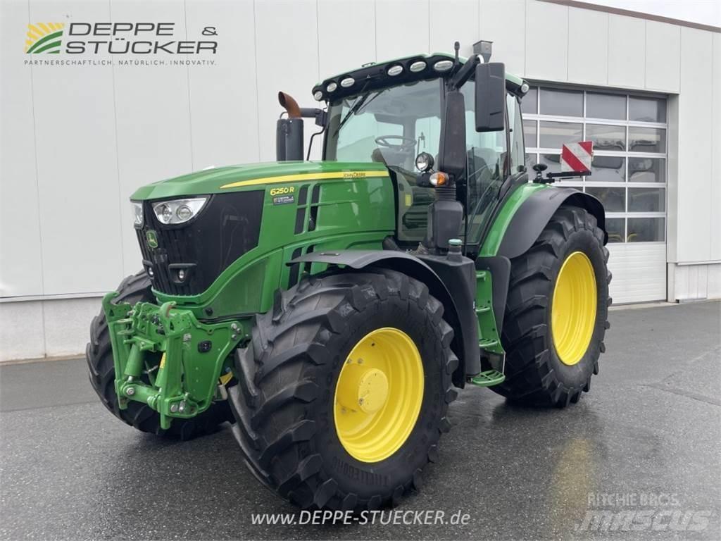 John Deere 6250R Traktoren