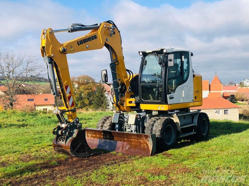 Liebherr A 910 Mobilbagger