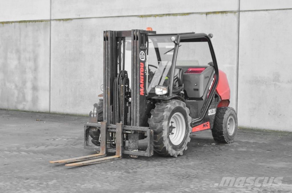 Manitou MC 25-4 Diesel Stapler