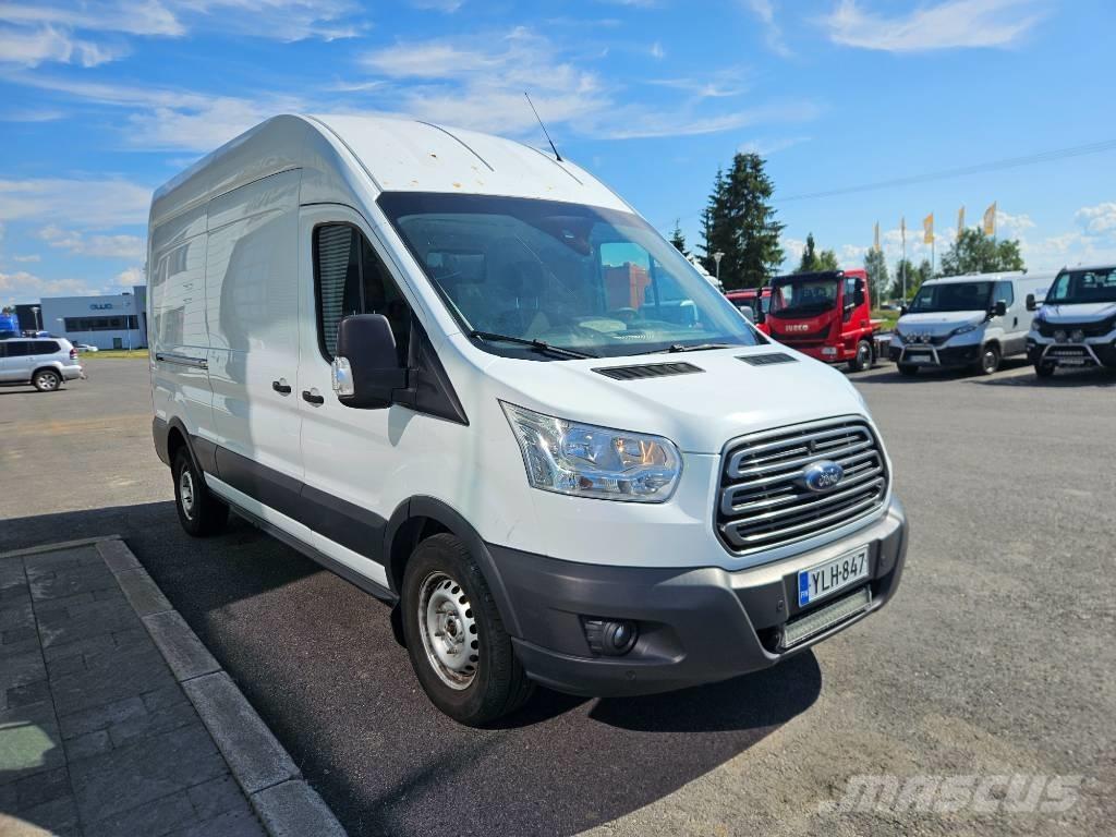 Ford Transit Lieferwagen