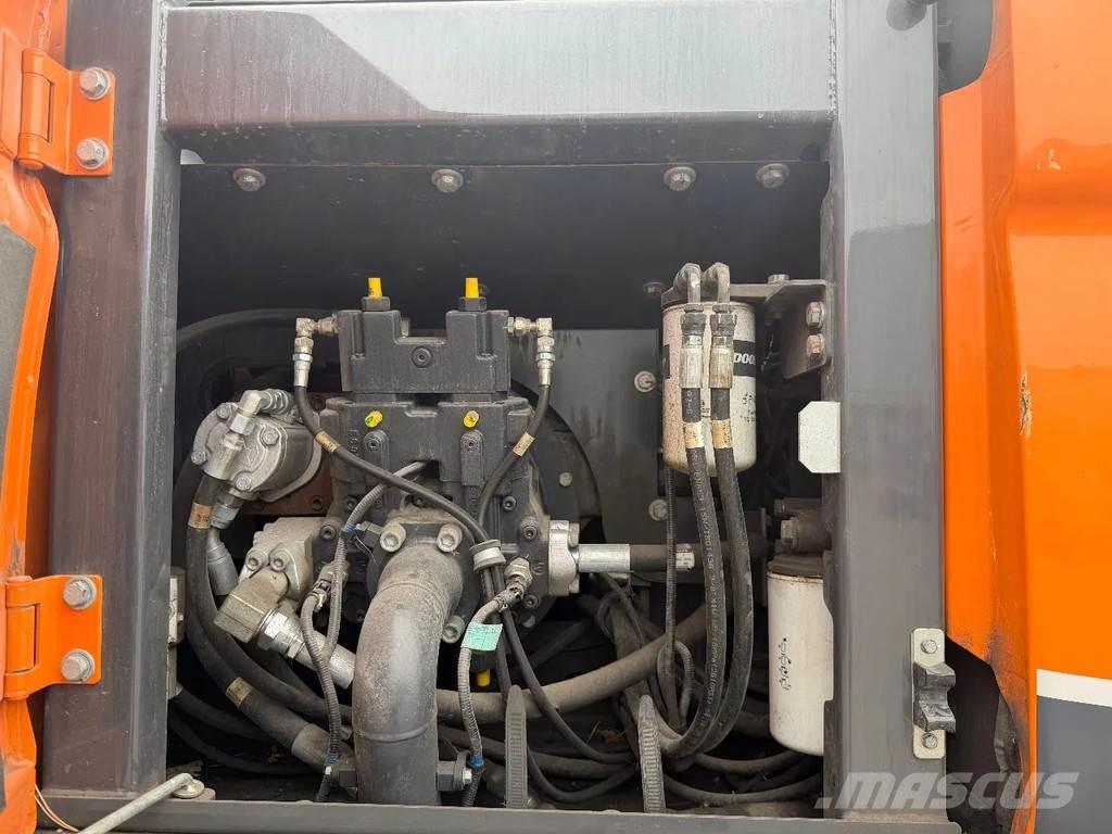 Doosan DX170W-5 Mobilbagger
