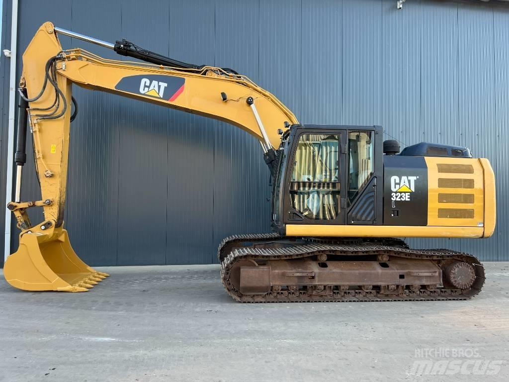 CAT 323E L Raupenbagger