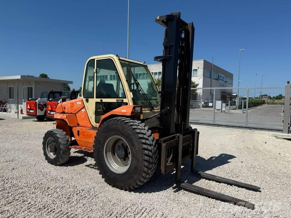 Manitou M 30.4 Diesel Stapler