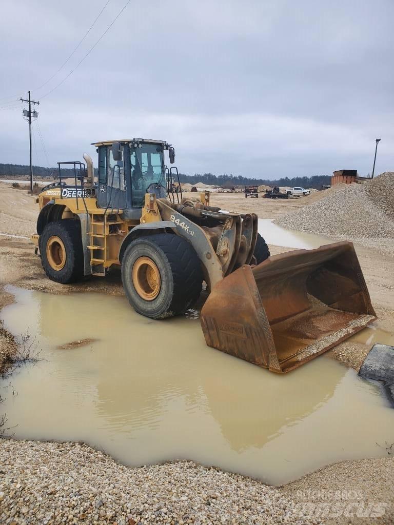 John Deere 844 K Radlader