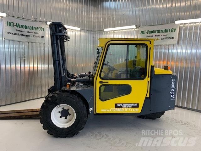 Combilift RT3000 Diesel Stapler
