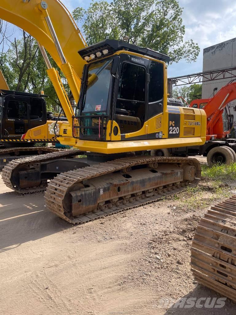 Komatsu PC 220-8 Raupenbagger