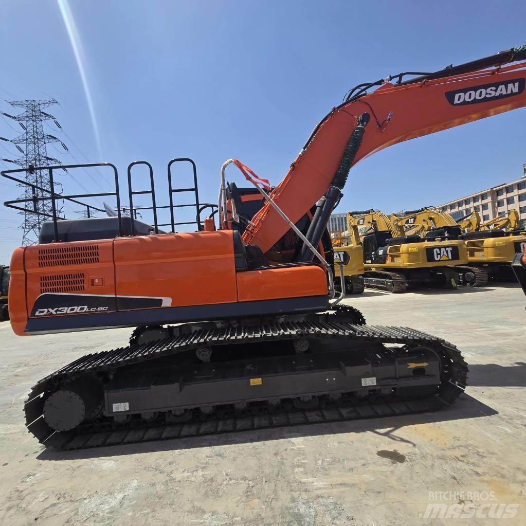 Doosan DX 300 LC Minibagger < 7t