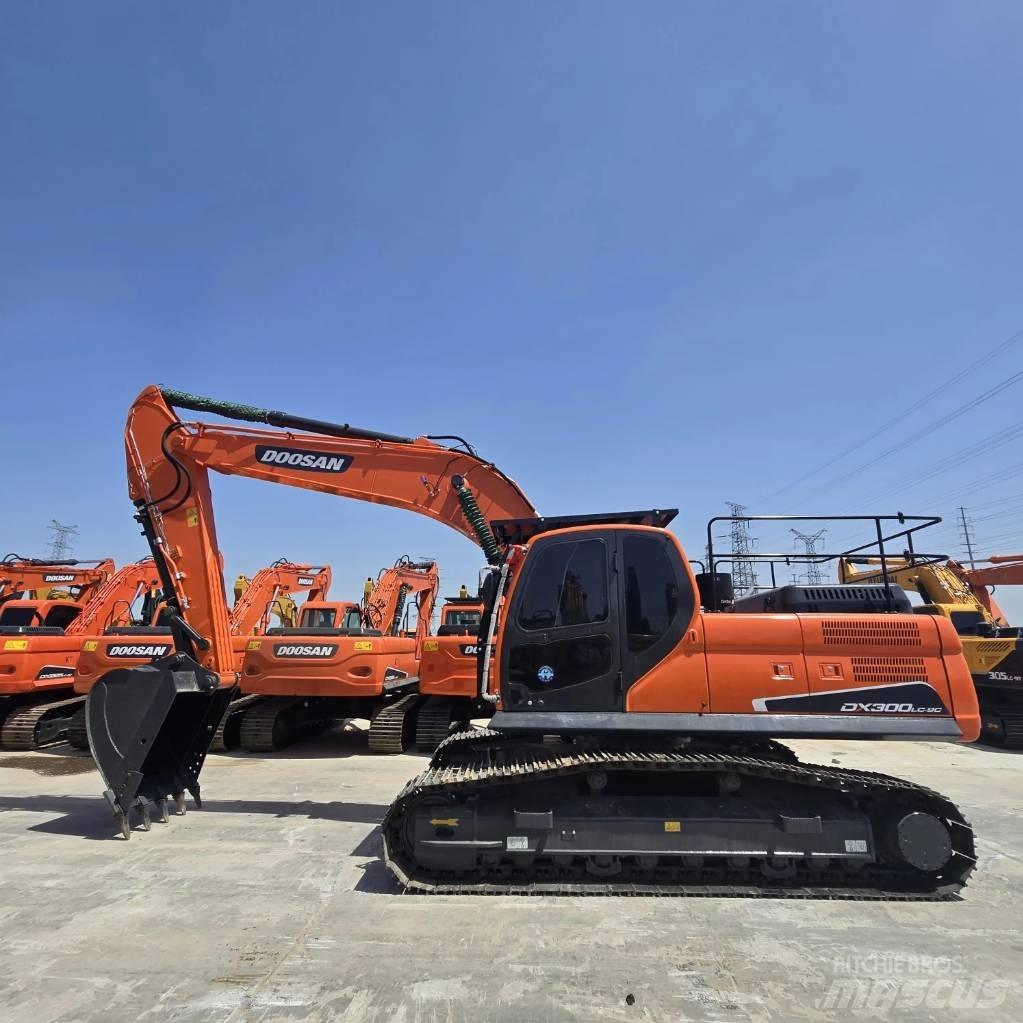 Doosan DX 300 LC Minibagger < 7t