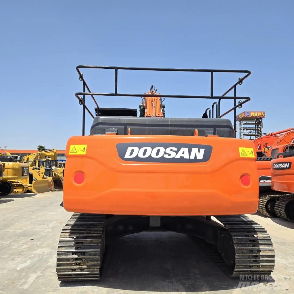 Doosan DX 300 LC Minibagger < 7t