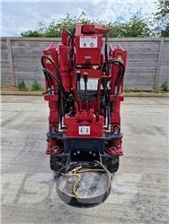 Unic URW-094 CER Minikrane