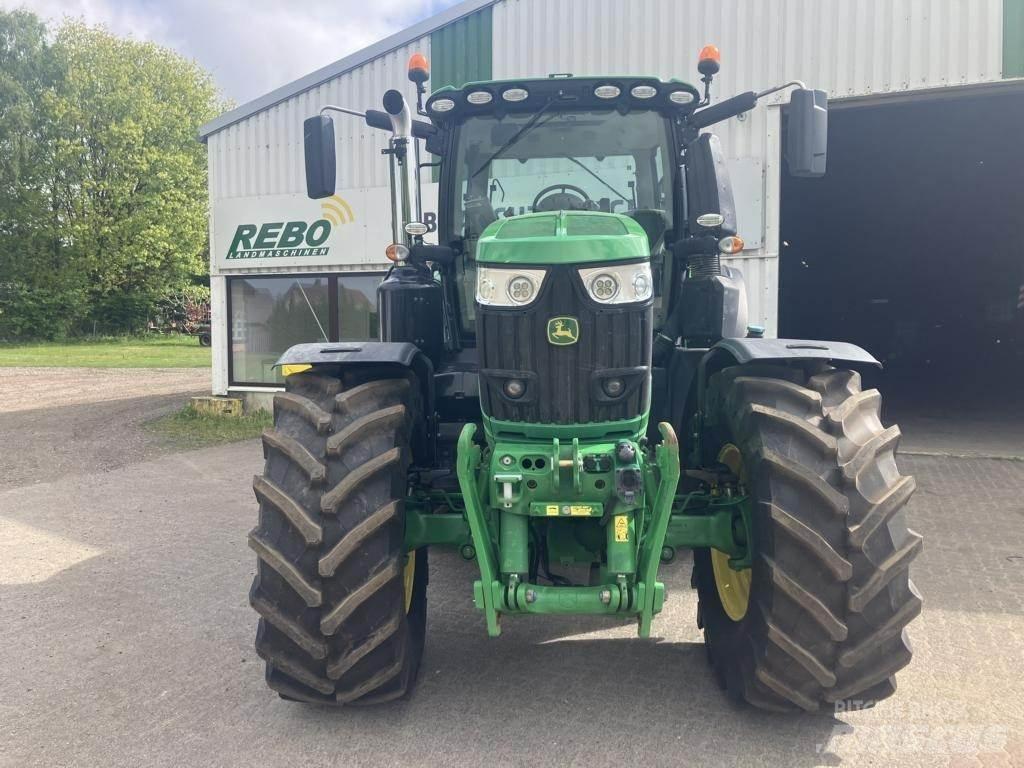 John Deere 6250R Traktoren