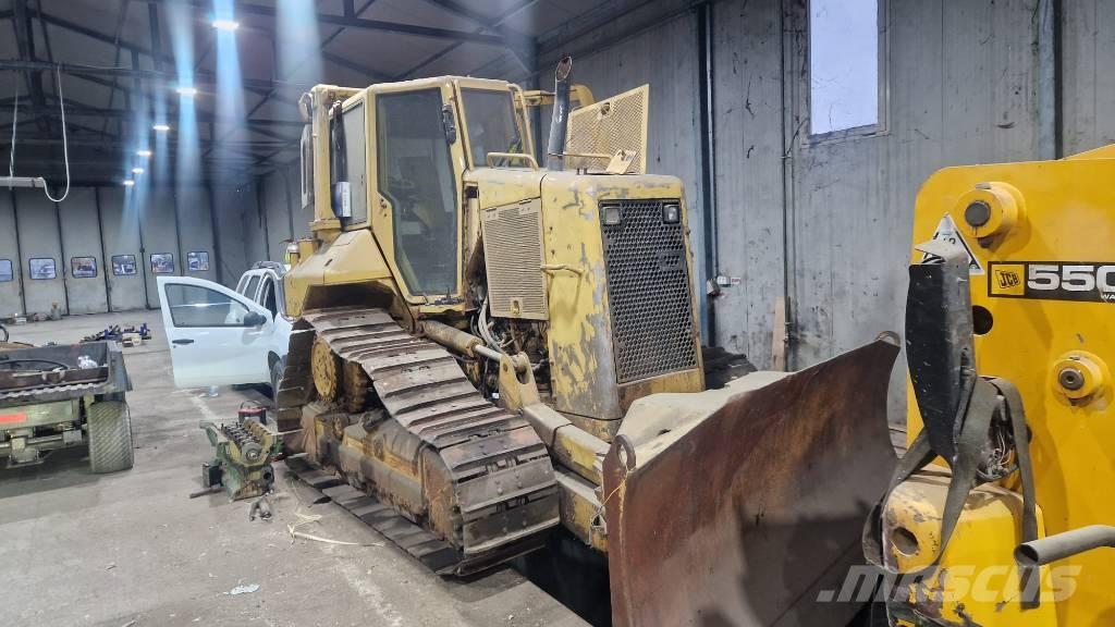 CAT D5 FOR PARTS Bulldozer