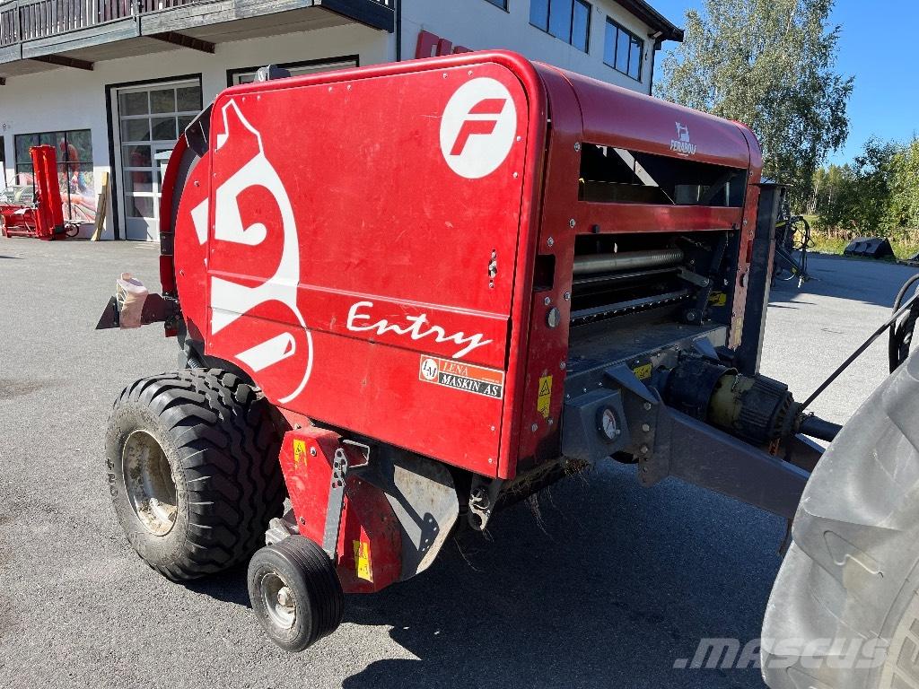 Feraboli Entry 120 Rundballenpressen