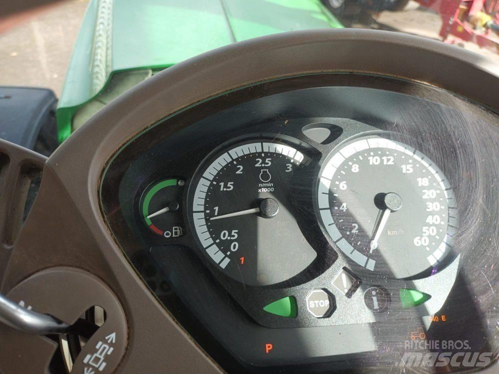John Deere 6130 R Traktoren