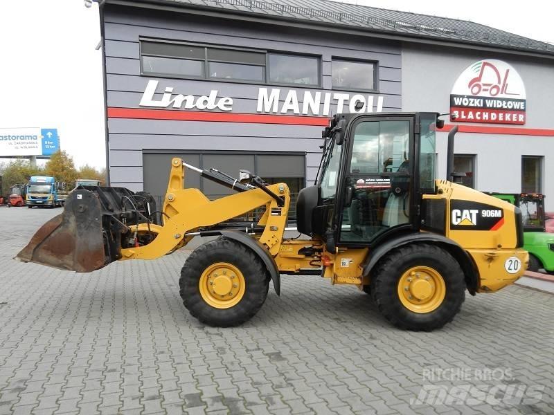 CAT 906M Radlader