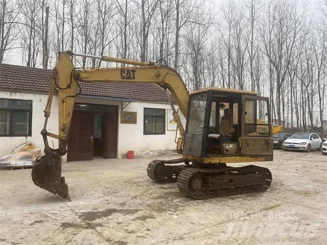 CAT E70B Raupenbagger