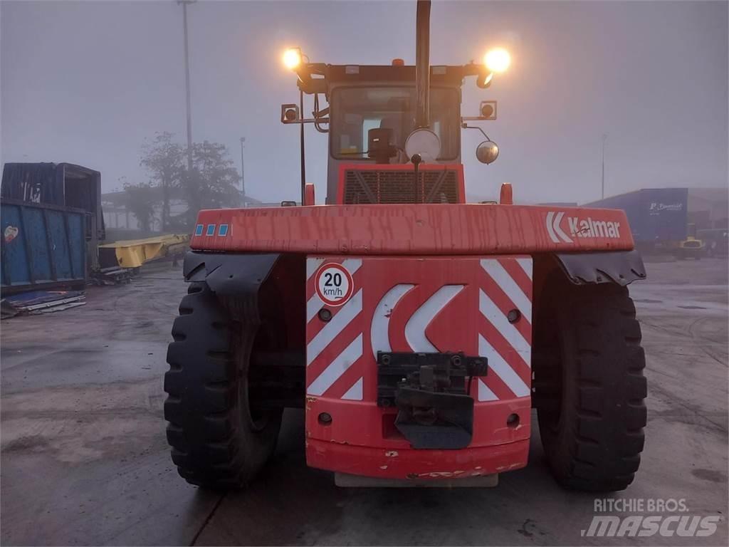 Kalmar DCD250-12 Diesel Stapler