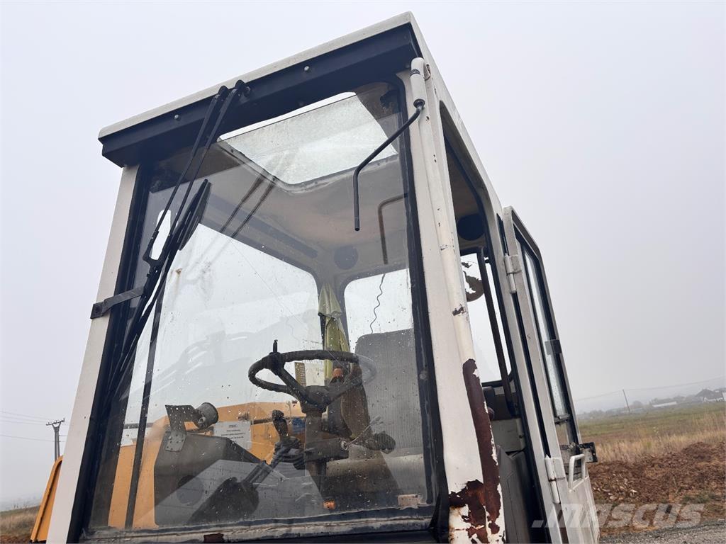 Liebherr A 310 B Sonstige Baumaschinen