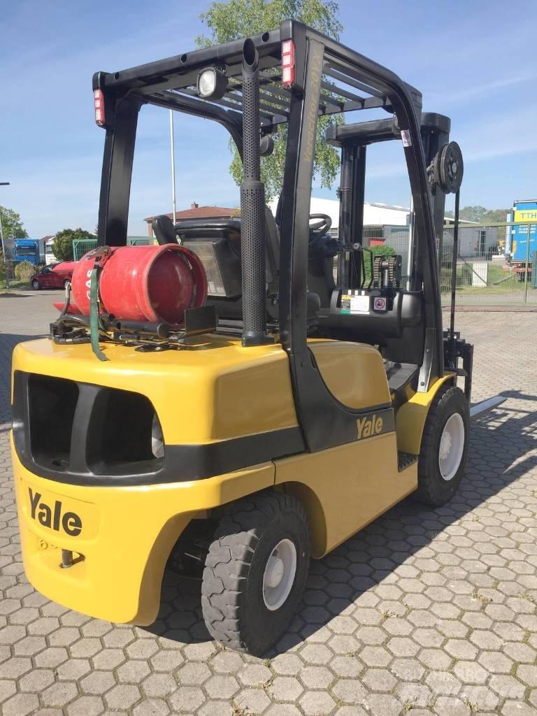 Yale GLP030VX Gas Stapler