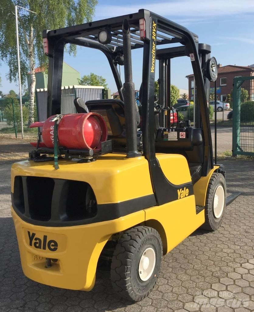 Yale GLP030VX Gas Stapler