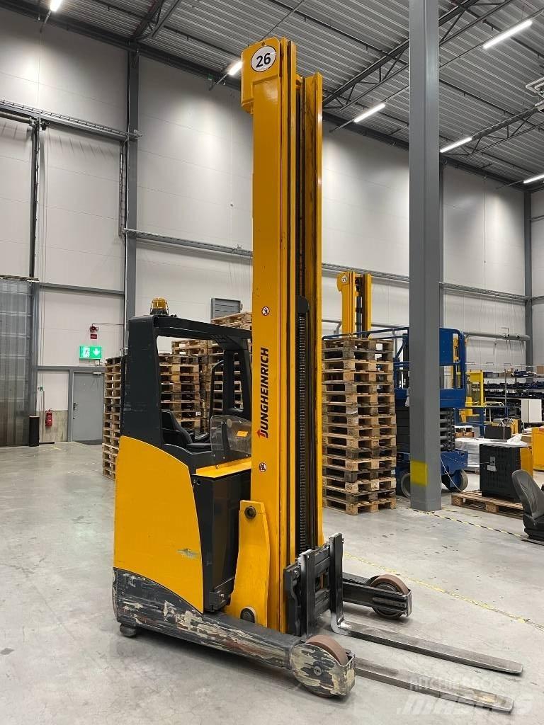 Jungheinrich ETV 216 Schubmaststapler