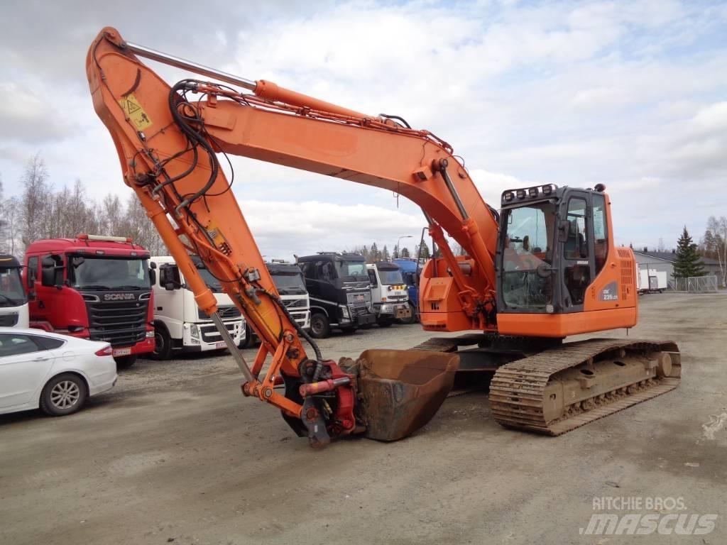Doosan 235 LCR Raupenbagger