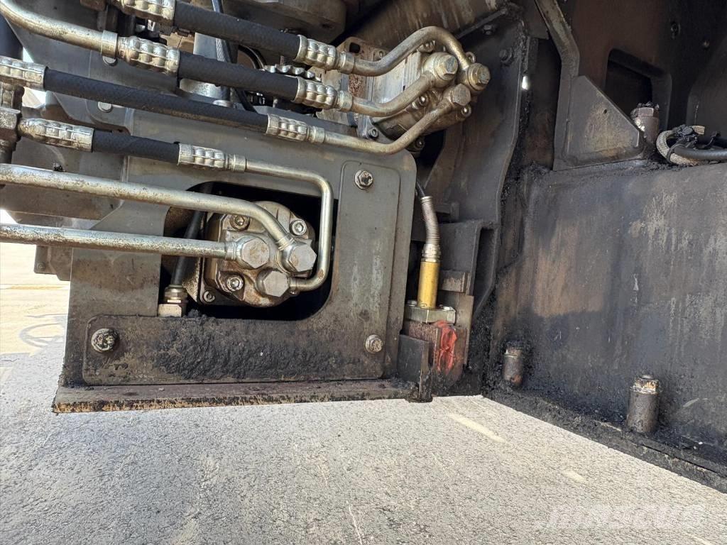 Vögele SUPER 1900-3i Strassenfertiger